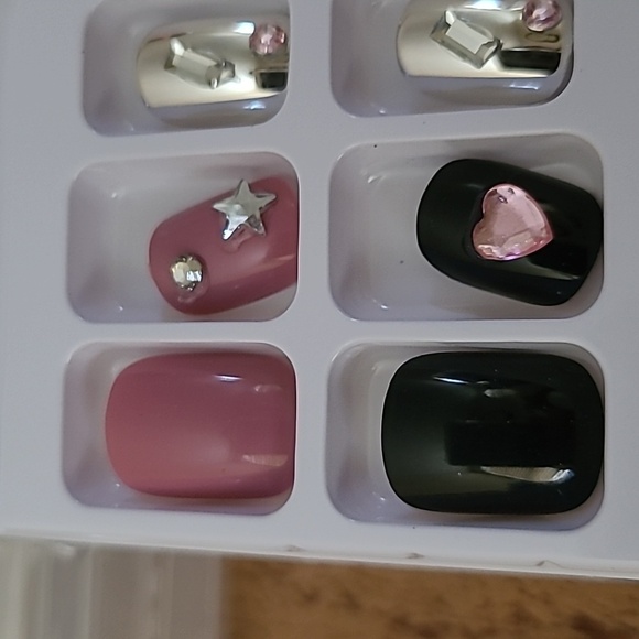 3D Pink Hearts Stars Rhinestone Press On Nails - Picture 12 of 12